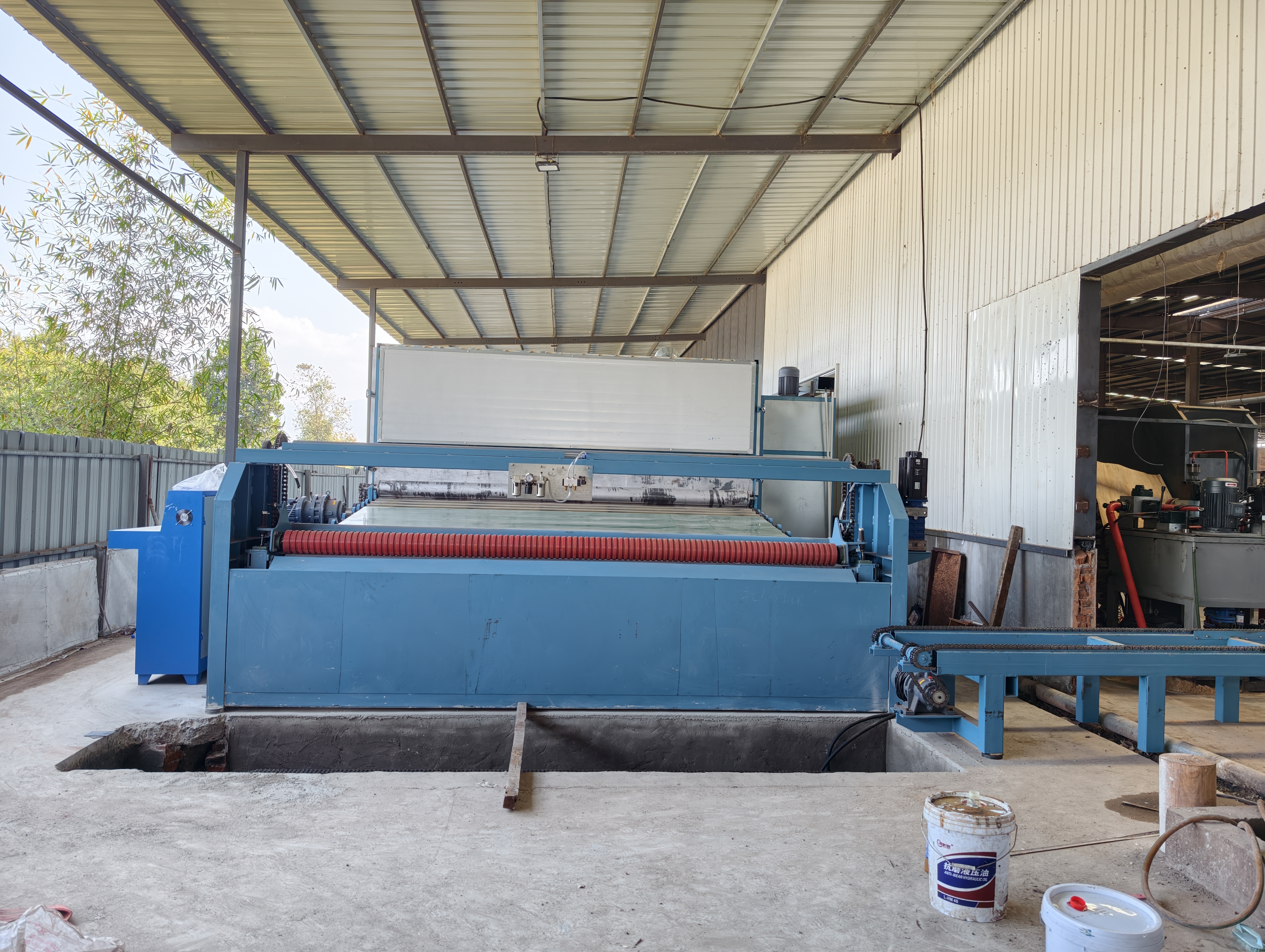 木皮烘干机.jpg 木皮烘干机.jpg